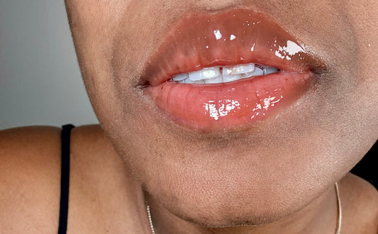 Gloss Coconut Kiss Lip Luminizer